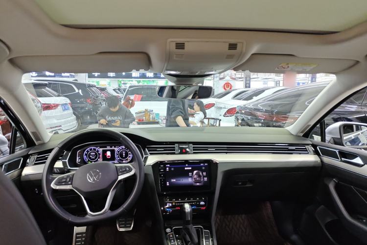 Used Volkswagen Variant 2021 2.0T Comfort Edition Headliner