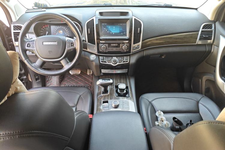 Used Haval H9 2017 2.0T Gasoline 4x4 Luxury 7-Seater
