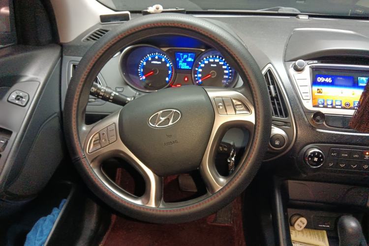 Used Hyundai ix35 2012 2.0L Automatic Two-Wheel Drive New Edition GL