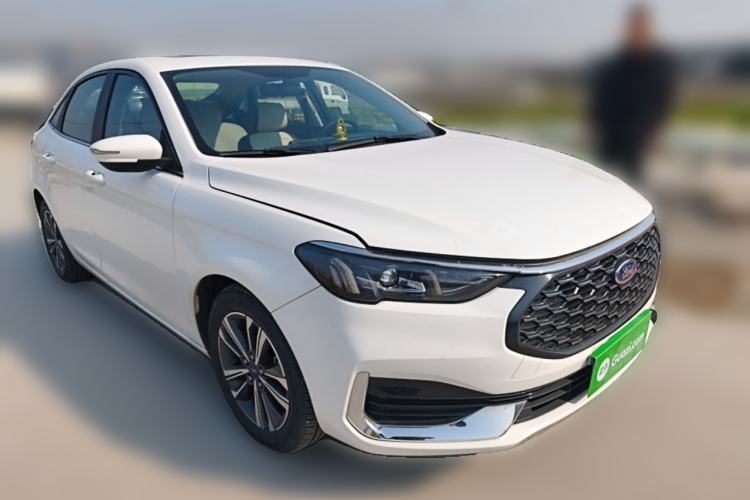 Used Ford Escort 2021 1.5L Automatic Diamond Edition Front Right 45 Deg