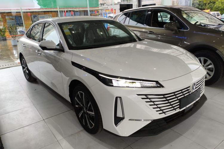 Used Changan Eado 2025 Blue Whale 1.5T 500Bar Prestige Model