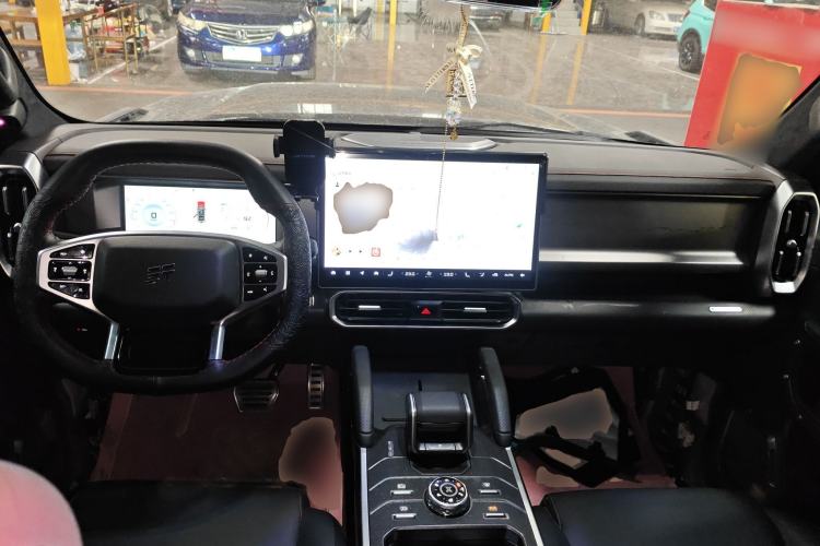 Used JETOUR Traveler 2023 2.0T All-Wheel Drive CrossPRO+ Center Console