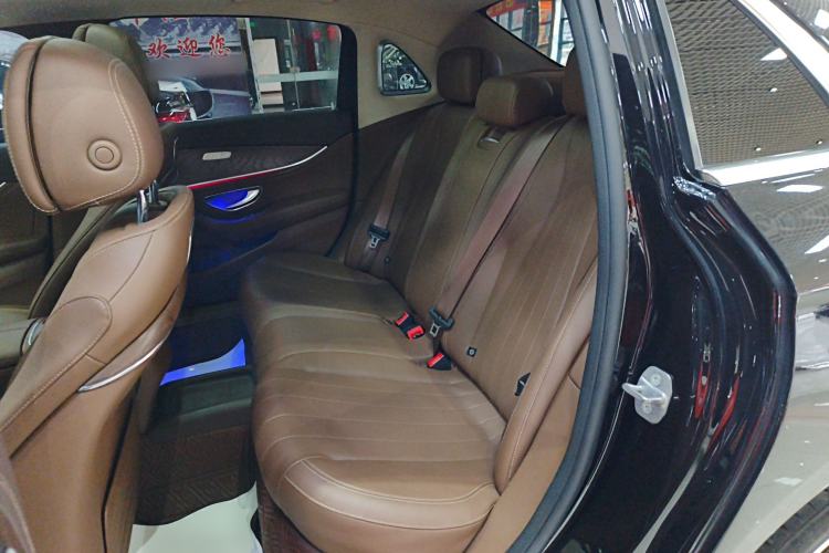 Used Mercedes-Benz E-Class 2019 E 200 L 4MATIC
