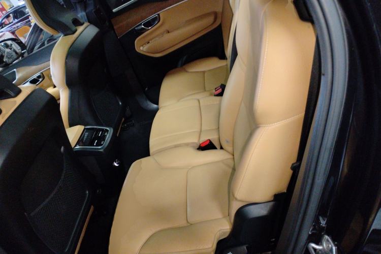 Used Volvo XC90 2019 T6 Zhiyi Edition 7-Seater China V Emission Standard