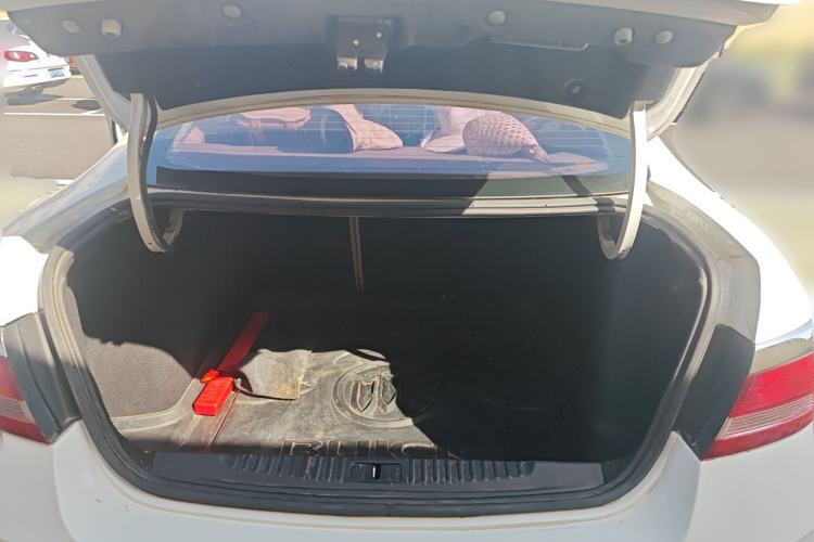 Used Buick GT 2013 GT 1.6L Automatic Fashion Edition Trunk