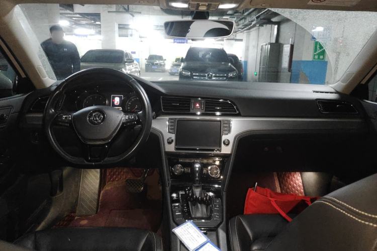 Used Volkswagen Lamando 2017 280TSI DSG Luxury Edition
