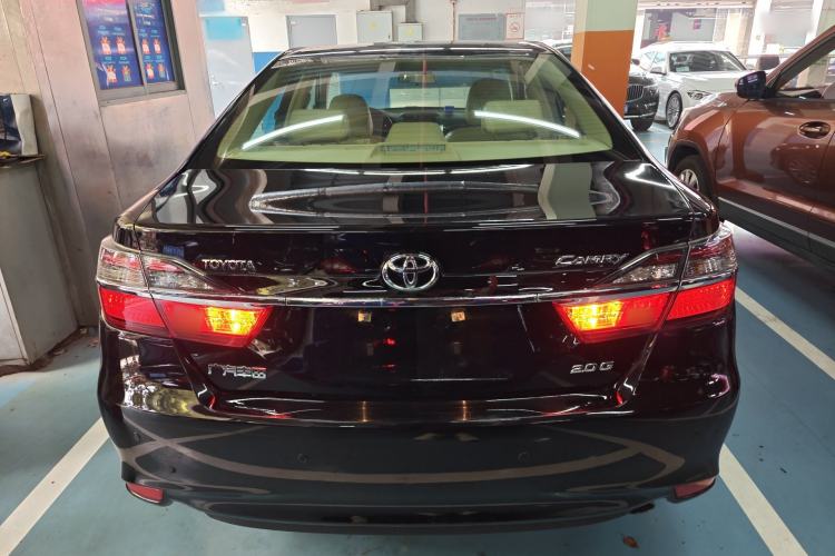 Used Toyota Camry 2015 2.0G Premier Edition