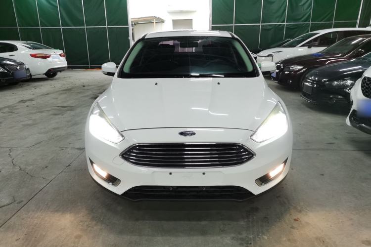 Used Ford Focus 2017 Sedan 1.6L Automatic Fashion Edition Smart Drive Version
