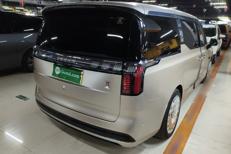 Used Zeekr 009 2022 WE Edition