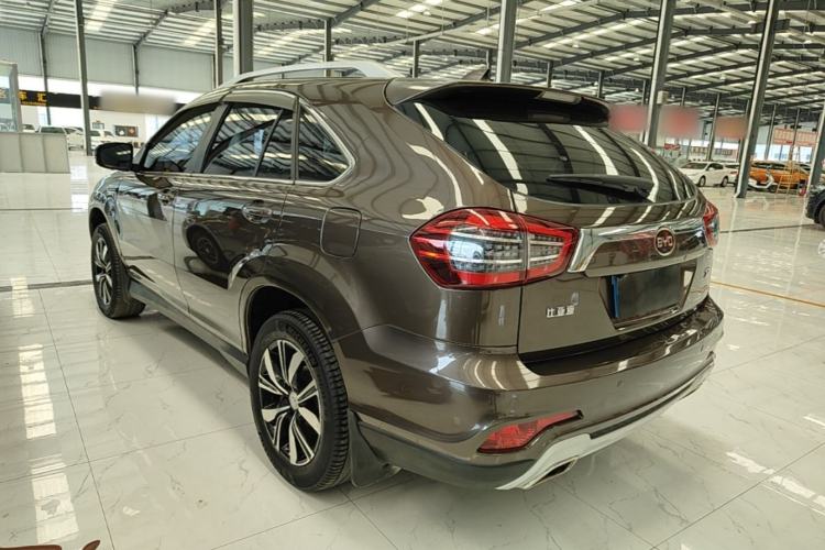 Used BYD S7 2017 2.0T Automatic Prestige Edition
