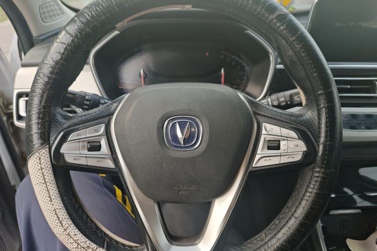 Used CHANGAN CS75 2018 280T Automatic Smart Edition China V-standard Steering Wheel