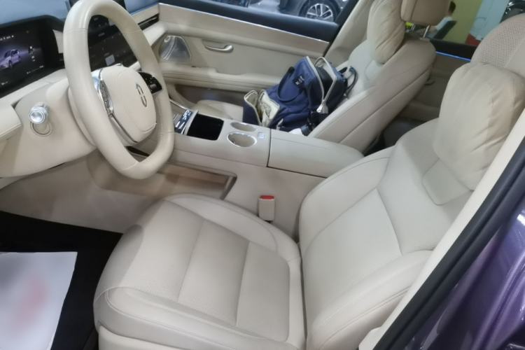 Used Hima AITO M5 2025 Extended-Range Ultra All-Wheel-Drive Version
