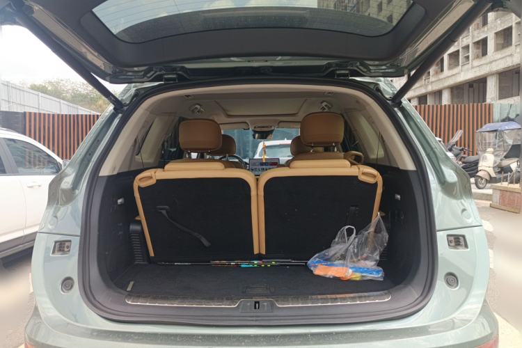 Used Hima AITO M7 2022 1.5T Rear-Drive Comfort Edition Trunk