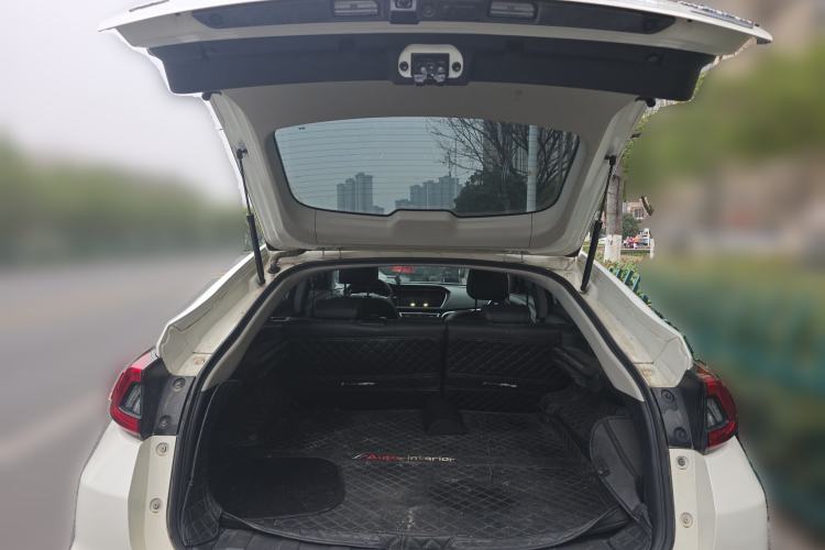 Used Venucia T90 2020 2.0L CVT Smart Connect & Smooth Drive Edition
