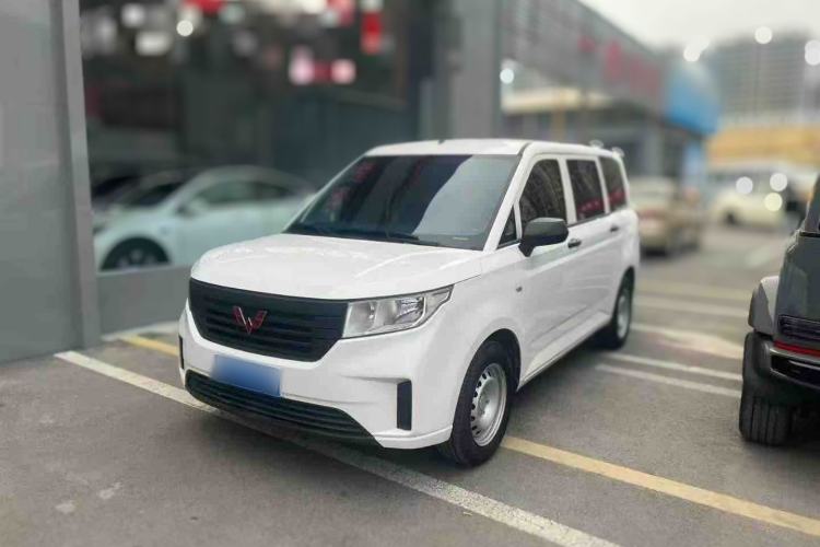 Used Wuling Hongguang PLUS 2020 1.5L Manual Standard Edition 5 Seats