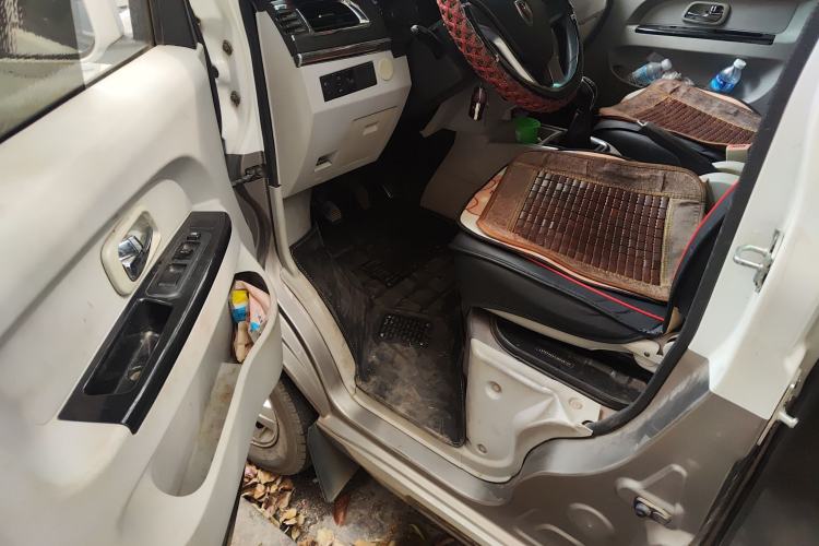 Used Jinbei Hiace X30 2018 1.5L Cargo Van Standard Version DLCG14 Driver Seat