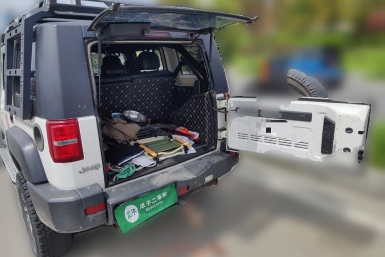 Used BAIC Off-Road BJ40 2016 40L 2.3T Automatic All-Wheel Drive Premium Edition
