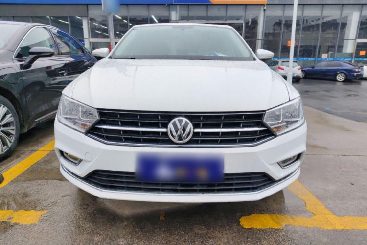 Used Volkswagen Bora 2016 1.6L Manual Comfort Model
