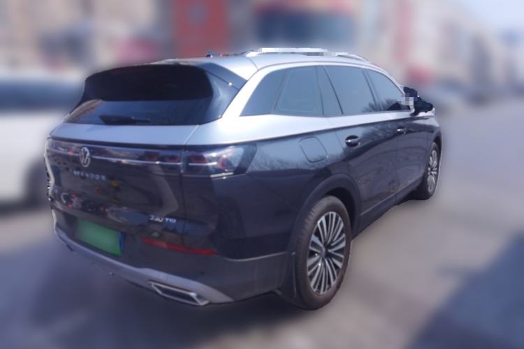 Used Volkswagen Tavendor 2023 330TSI Luxury Touring Edition