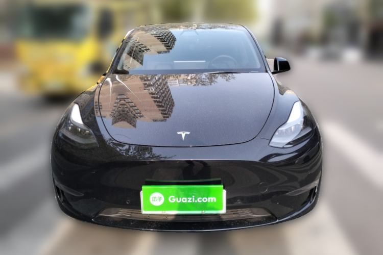 Used Tesla Model Y 2021 Long-Range All-Wheel-Drive Version 3D7 Front