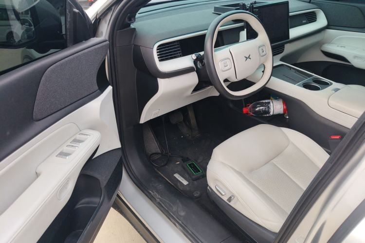 Used XPeng G6 2023 700 Four-Wheel Drive Performance Max Driver Seat