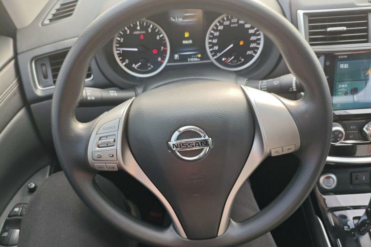 Used Nissan Tiida 2019 1.6L CVT Smart Drive Version China VI Standard