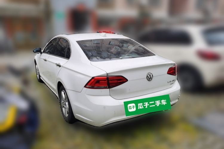 Used Volkswagen Lamando 2017 230TSI DSG Fashion Edition Rear Left 45 Deg