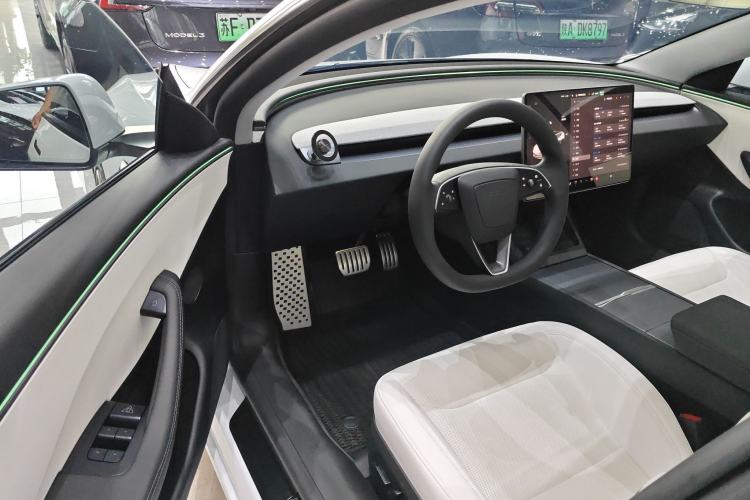 Used Tesla Model 3 2025 Long-Range All-Wheel-Drive Version Driver Seat