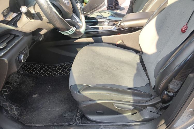 Used Buick Velite 6 2020 Plug-in Hybrid Connected Smart Edition
