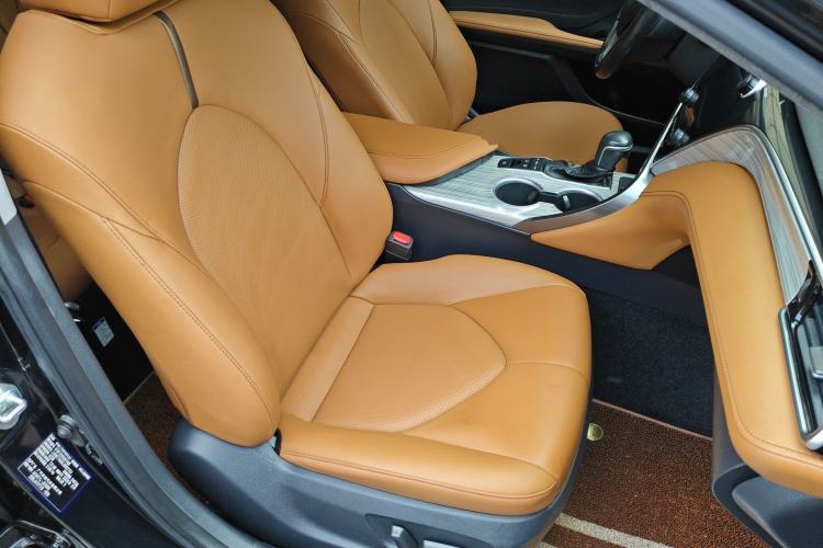 Used Toyota Camry 2019 Revised Version Dual-Engine 2.5 HG Luxury Edition
