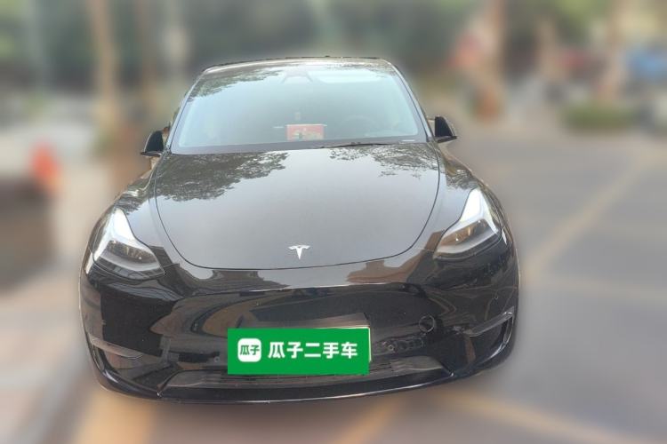 Used Tesla Model Y 2022 Long-Range All-Wheel-Drive Version