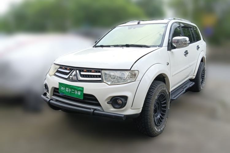 Used Mitsubishi Pajero Sport 2013 3.0L Automatic 4x4 Flagship Edition