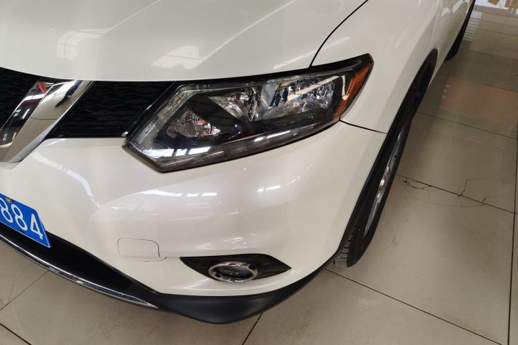 Used Nissan X-Trail 2015 2.0L CVT Comfort MAX Edition 2WD
