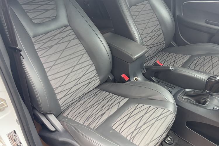 Used Cowin E3 2018 1.5L Automatic Luxury Version
