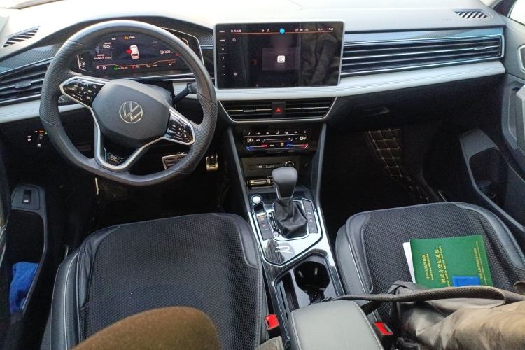 Used Volkswagen Tiguan L 2023 Restyled 330TSI Automatic Two-Wheel Drive R-Line Enhanced Comfort Version
