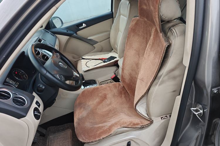 Used Volkswagen Tiguan 2010 1.8 TSI Automatic Two-Wheel Drive Trend Edition Left Front Seat