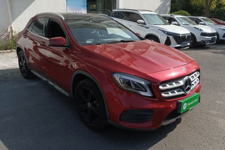 Used Mercedes-Benz GLA 2019 GLA 200 Fashion Model Front Right 45 Deg