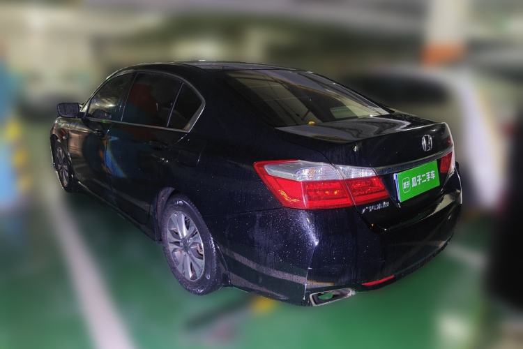 Used Honda Accord 2015 2.0L LXS Elite Edition Rear Left 45 Deg