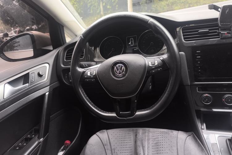 Used Volkswagen Golf 2019 280TSI DSG Comfort Version China VI Standard Steering Wheel