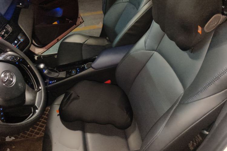 Used Toyota C-HR 2023 2.0L Luxury Edition Left Front Seat