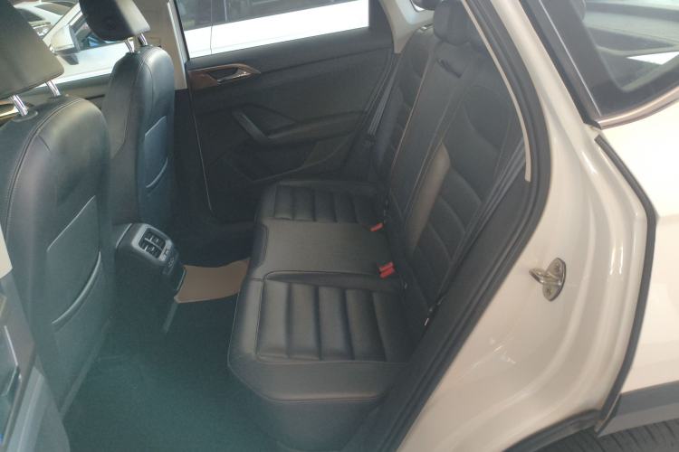 Used Volkswagen Tharu 2020 280TSI Two-Wheel Drive Luxury Edition China VI Standard
