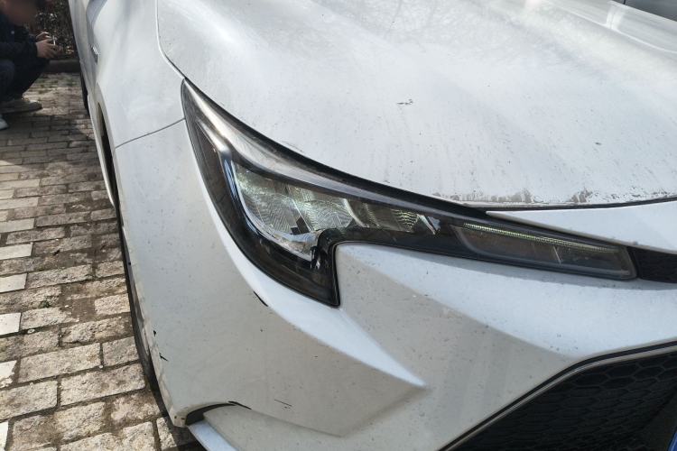 Used Toyota Levin 2019 Dual-Engine 1.8H E-CVT Luxury Edition China VI Standard Right Front Headlight
