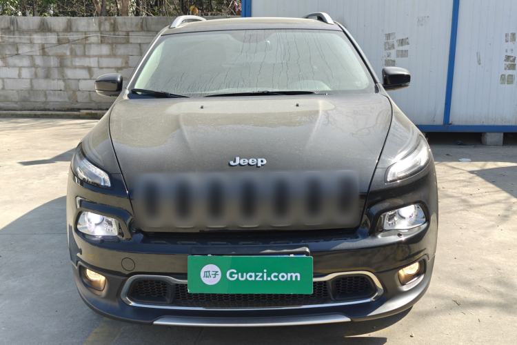 Used Jeep Cherokee 2020 2.0L Two-Wheel Drive Classic Sports Edition
