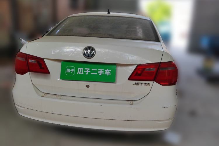 Used Volkswagen Jetta 2013 1.6L Manual Fashion Edition
