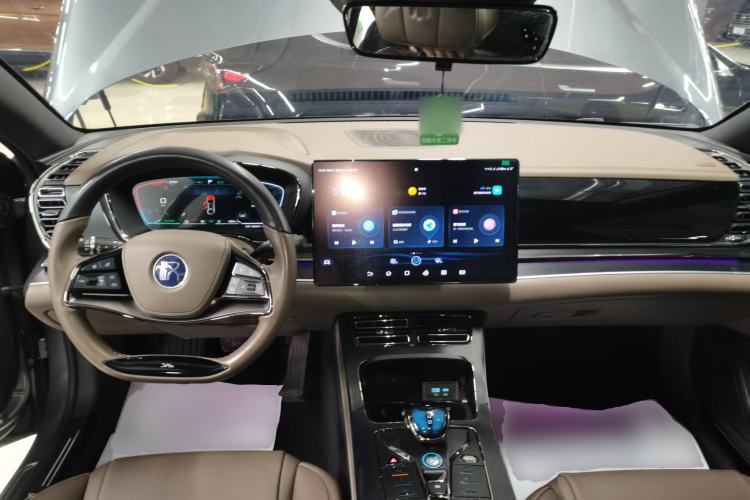 Used BYD Han 2023 DM-i Champion Edition 121KM Prestige Model