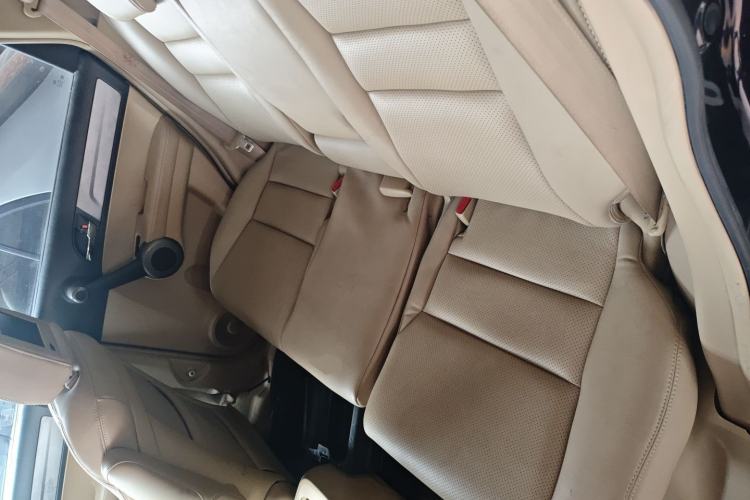 Used Honda CR-V 2010 2.0L automatic two-wheel drive urban version Left Rear Seat