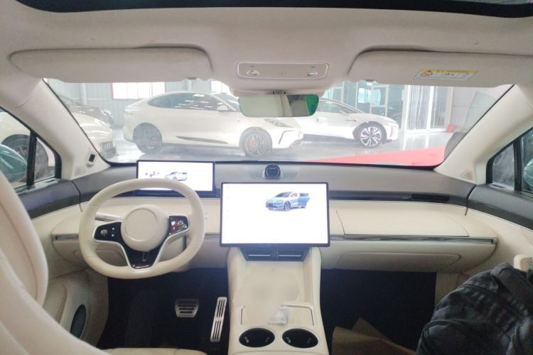 Used Hima Luxeed R7 2025 Range-Extended Version 360 km Max
