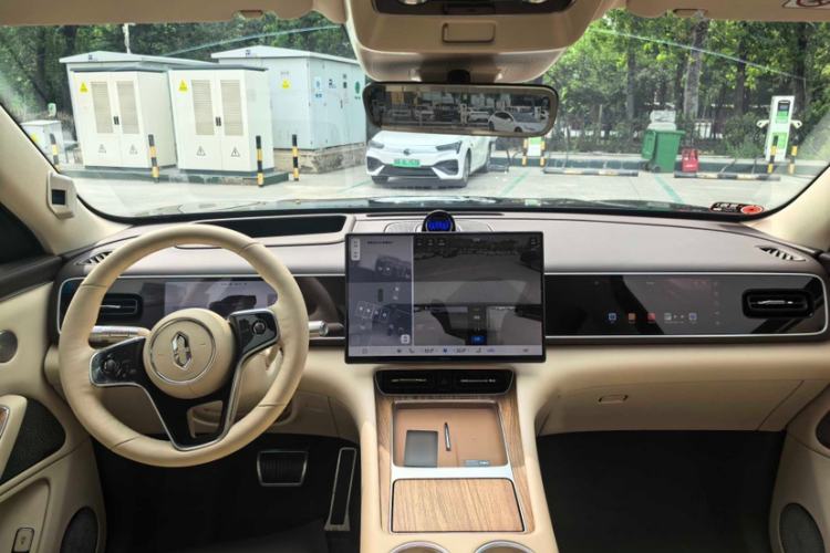 Used Hima AITO M7 2026 Model Range-Extending Ultra All-Wheel Drive 6-Seater Version Interior 4