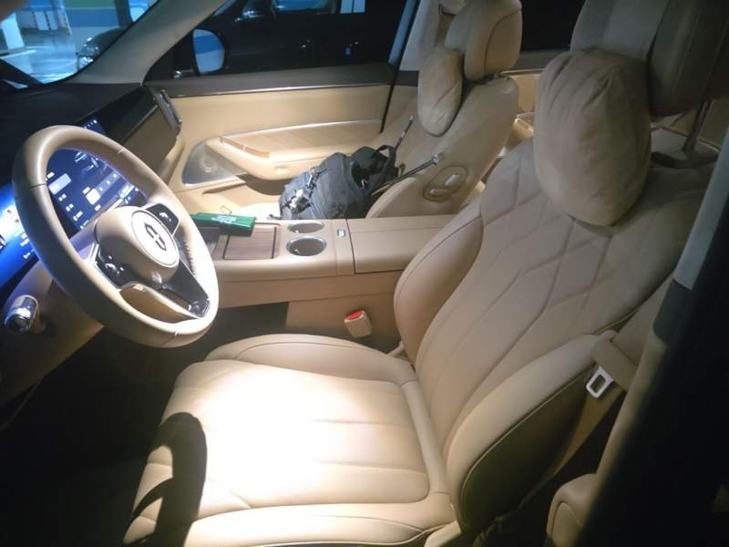 Used Hima AITO M8 2025 Extended-Range Ultra Version 53.4 kWh 6-Seater Edition — 16