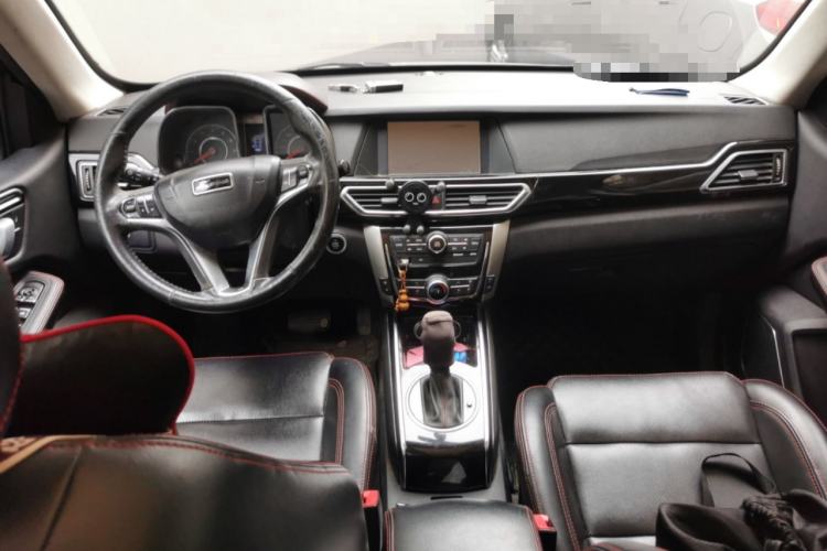 Used Zotye Domy X5 2015 1.5T CVT ZhiXian Model China IV Standard
